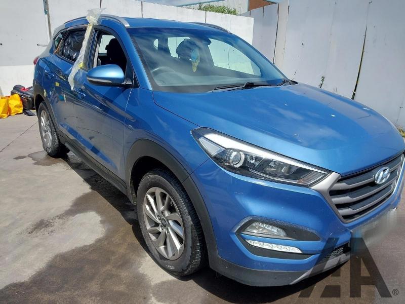 2015 HYUNDAI TUCSON CRDI SE NAV BLUE DRIVE 1685cc TURBO DIESEL MANUAL 5 DOOR ESTATE