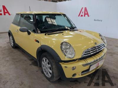 Image of 2003 MINI HATCH ONE 1598cc PETROL MANUAL 5 Speed 3 DOOR HATCHBACK