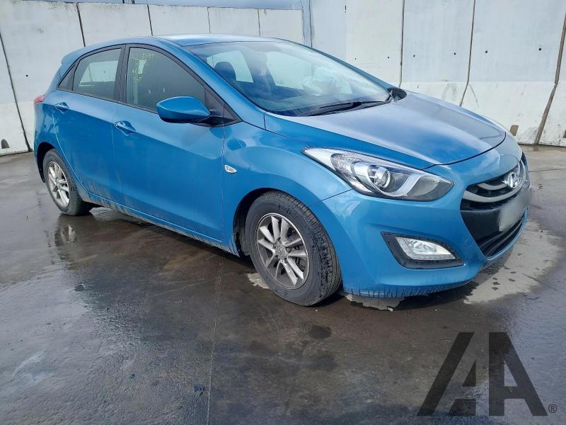 2012 HYUNDAI I30 ACTIVE BLUE DRIVE CRDI 1582cc TURBO DIESEL MANUAL 6 Speed 5 DOOR HATCHBACK