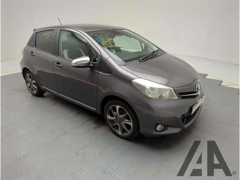 2013 TOYOTA YARIS VVT-I TREND 1329cc PETROL CVT 1 Speed 5 DOOR HATCHBACK