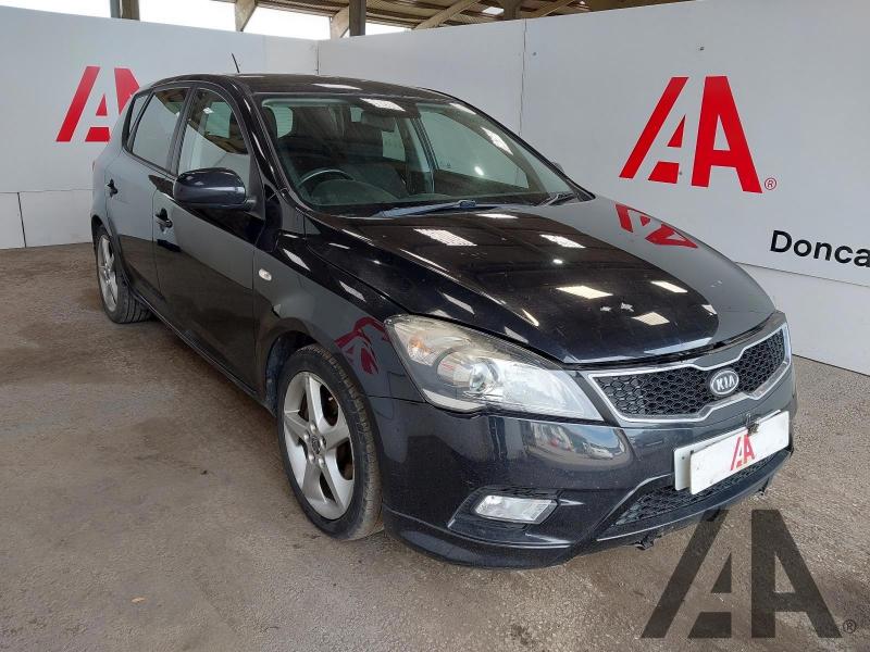 2012 KIA CEED CRDI 3 1582cc TURBO DIESEL MANUAL 6 Speed 5 DOOR HATCHBACK
