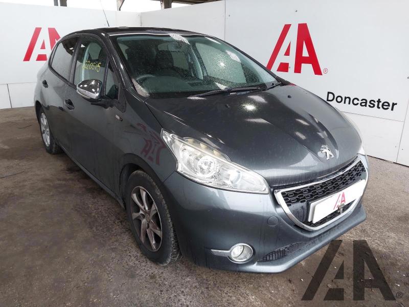 2015 PEUGEOT 208 STYLE 1199cc PETROL MANUAL 5 DOOR HATCHBACK