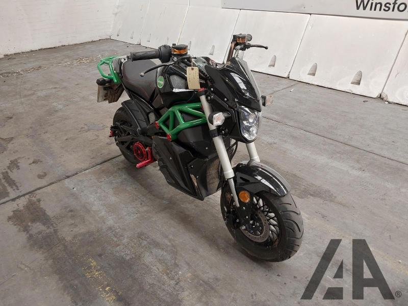 2022 ARTISAN EVO ELECTRIC CVT MOTORCYCLE