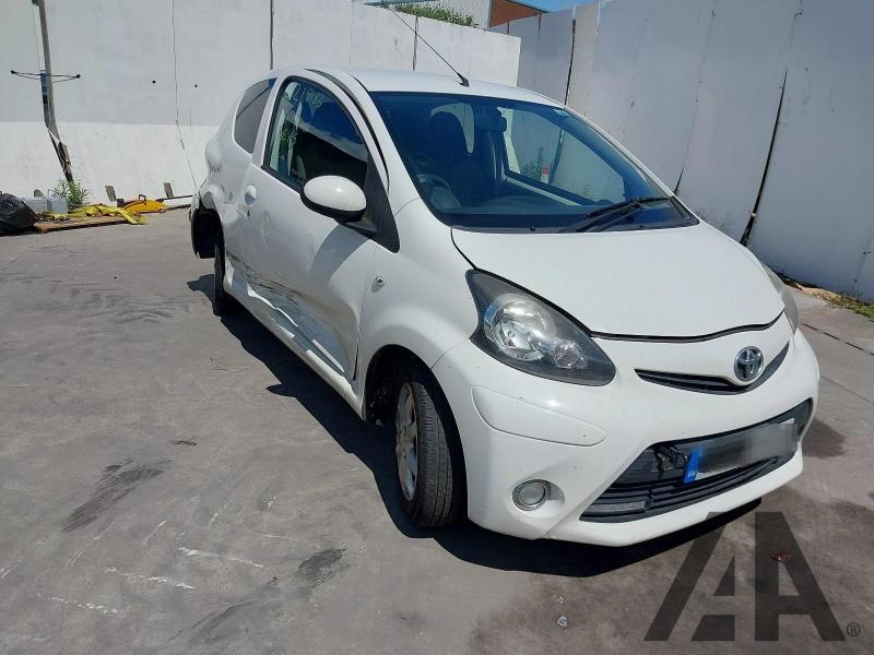 2013 TOYOTA AYGO VVT-I MODE AC 998cc PETROL MANUAL 3 DOOR HATCHBACK