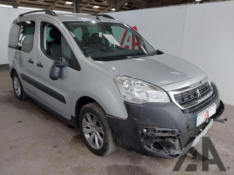 2017 PEUGEOT PARTNER BLUE HDI S/S TEPEE OUTDOOR 1560cc TURBO DIESEL MANUAL 5 Speed 5 DOOR MPV