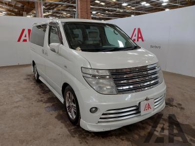 Image of 2003 NISSAN ELGRAND 35 3498cc PETROL AUTOMATIC 2 DOOR MPV