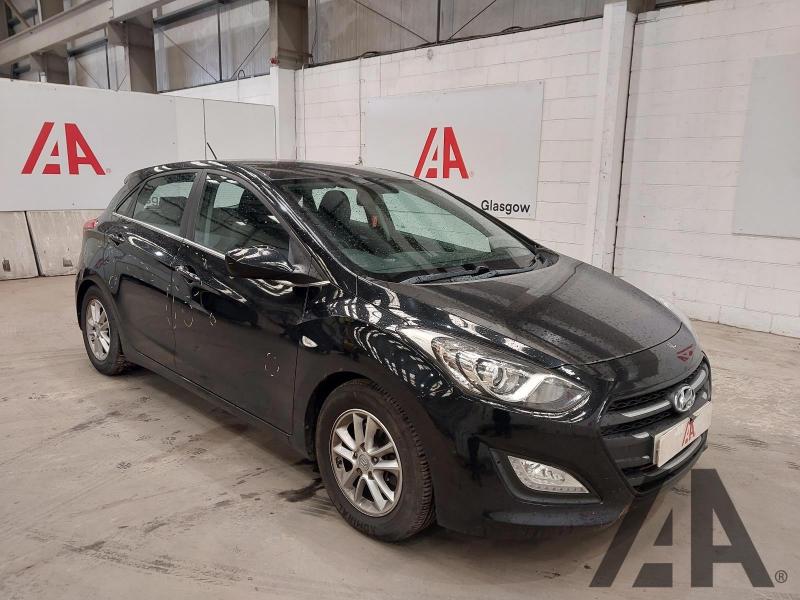 2015 HYUNDAI I30 CRDI SE BLUE DRIVE 1582cc TURBO DIESEL MANUAL 6 Speed 5 DOOR HATCHBACK