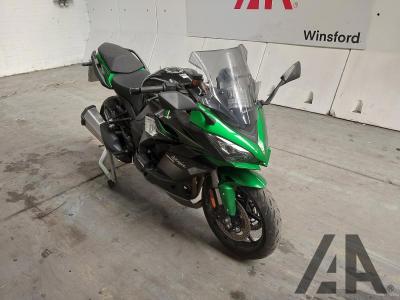 Image of 2023 KAWASAKI ZX (NINJA ) SX ZX 1002 KPFAN 1043cc PETROL MANUAL SPORT
