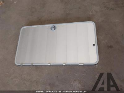 Image of HORSEBOX DOOR / SURROUND / INN HATCHBACK PART ASSORTMENT