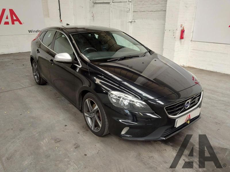 2014 VOLVO V40 D2 R-DESIGN 1560cc TURBO DIESEL MANUAL 6 Speed 5 DOOR HATCHBACK