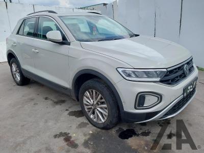 Image of 2022 VOLKSWAGEN T-ROC LIFE TSI DSG 1498cc TURBO PETROL SEMI AUTO 5 DOOR HATCHBACK
