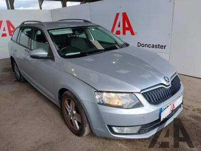 Image of 2015 SKODA OCTAVIA SE TDI CR DSG 1598cc TURBO DIESEL SEMI AUTO 7 Speed 5 DOOR ESTATE