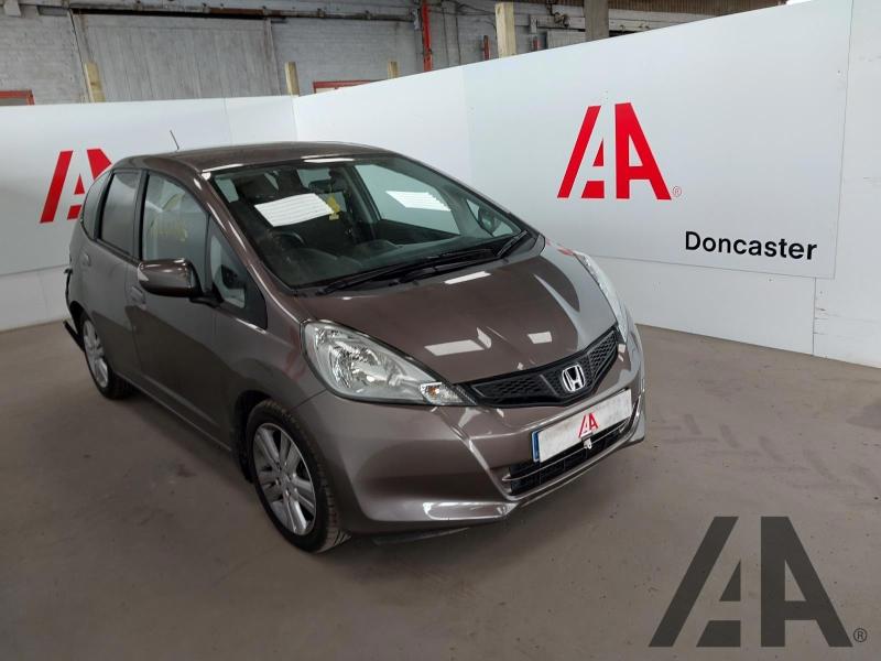 2014 HONDA JAZZ I-VTEC ES PLUS 1339cc PETROL MANUAL 5 Speed 5 DOOR HATCHBACK