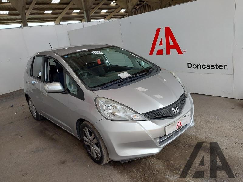 2015 HONDA JAZZ I-VTEC ES PLUS 1339cc PETROL MANUAL 5 Speed 5 DOOR HATCHBACK