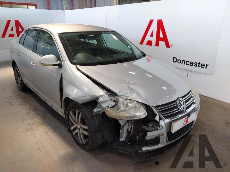 2009 VOLKSWAGEN JETTA SE TDI DSG 1598cc TURBO DIESEL SEMI AUTO 7 Speed 4 DOOR SALOON