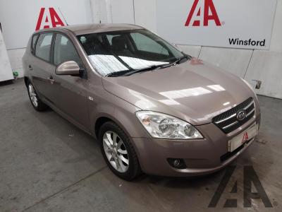 Image of 2009 KIA CEED LS CRDI 1582cc TURBO DIESEL MANUAL 5 Speed 5 DOOR HATCHBACK
