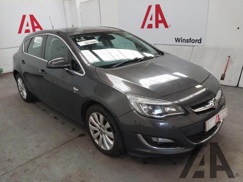 2013 VAUXHALL ASTRA SE 1598cc PETROL MANUAL 5 Speed 5 DOOR HATCHBACK