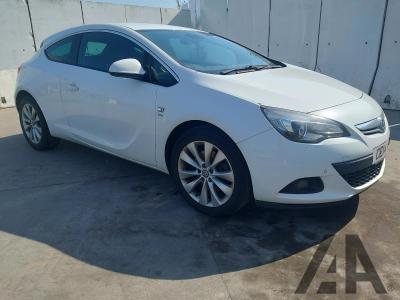 Image of 2014 VAUXHALL ASTRA GTC SRI CDTI 1956cc TURBO DIESEL AUTOMATIC 6 Speed 3 DOOR HATCHBACK