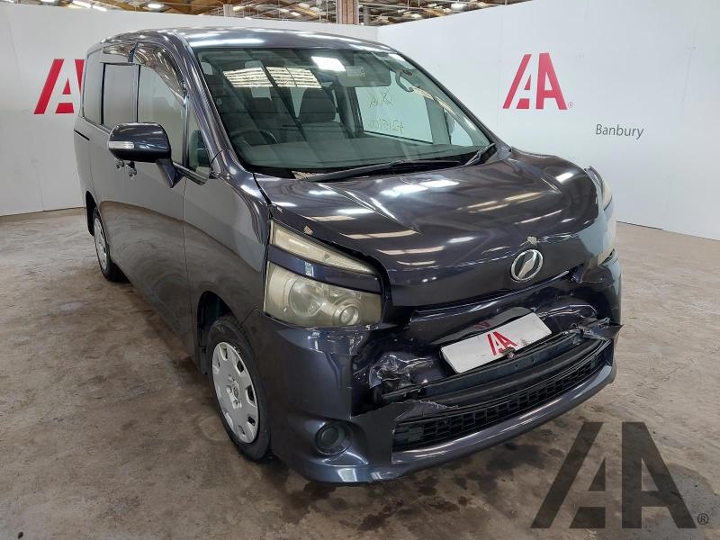2009 TOYOTA VOXY/NOAH 1986cc