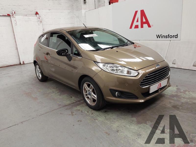 2013 FORD FIESTA ZETEC 1242cc PETROL MANUAL 5 Speed 3 DOOR HATCHBACK