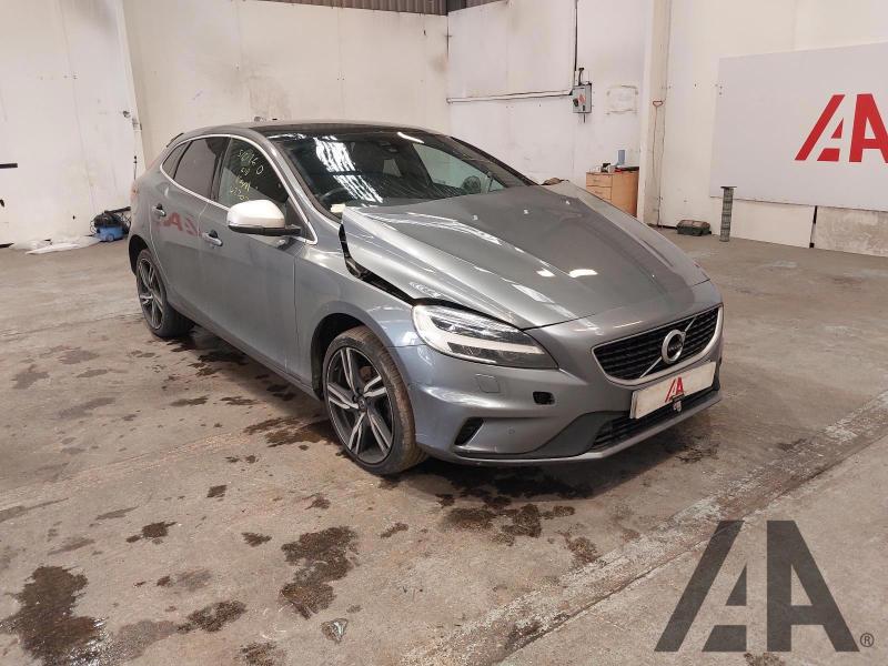 2019 VOLVO V40 T3 R-DESIGN EDITION 1969cc TURBO PETROL MANUAL 6 Speed 5 DOOR HATCHBACK
