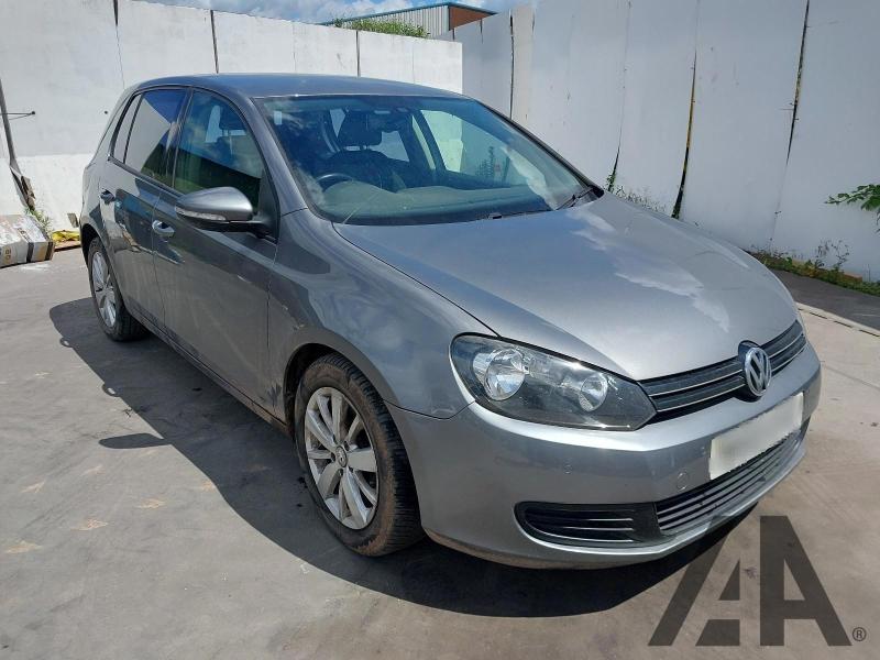 2010 VOLKSWAGEN GOLF SE TDI DSG 1598cc TURBO DIESEL SEMI AUTO 7 Speed 5 DOOR HATCHBACK