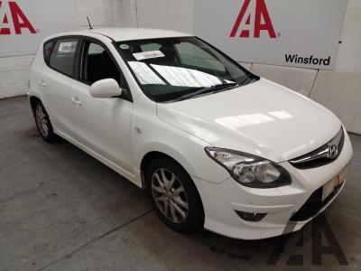 Image of 2011 HYUNDAI I30 COMFORT CRDI 1582cc TURBO DIESEL MANUAL 6 Speed 5 DOOR HATCHBACK