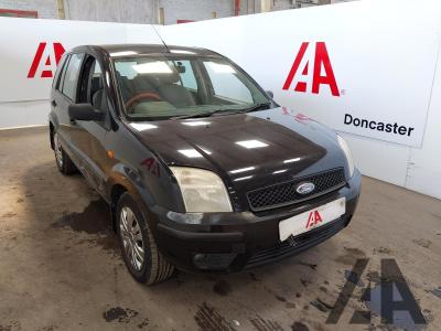 Image of 2003 FORD FUSION 2 1388cc PETROL SEMI AUTO 5 Speed 5 DOOR HATCHBACK