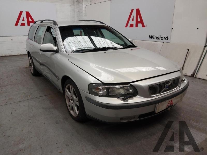 2003 VOLVO V70 SE 2435cc PETROL AUTOMATIC 5 Speed 5 DOOR ESTATE