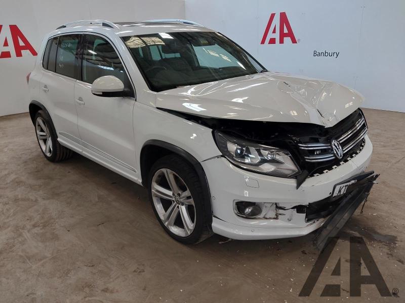 2015 VOLKSWAGEN TIGUAN R LINE TDI BLUEMOTION TECH 4MO 1968cc TURBO DIESEL SEMI AUTO 7 Speed 5 DOOR ESTATE