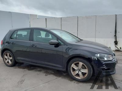 Image of 2015 VOLKSWAGEN GOLF MATCH TDI BLUEMOTION TECHNOLOG 1598cc TURBO DIESEL MANUAL 5 Speed 5 DOOR HATCHBACK
