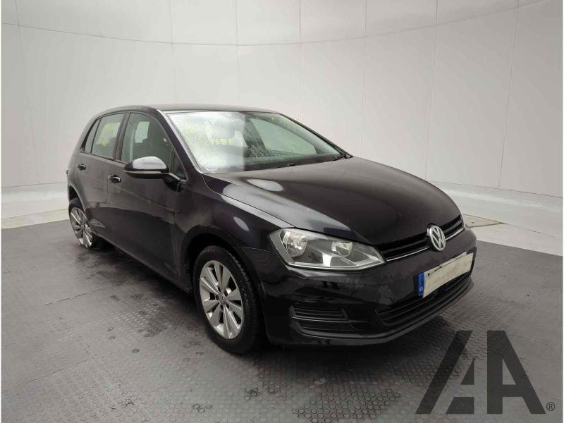 2013 VOLKSWAGEN GOLF SE TSI BLUEMOTION TECHNOLOGY D 1395cc TURBO PETROL SEMI AUTO 7 Speed 5 DOOR HATCHBACK