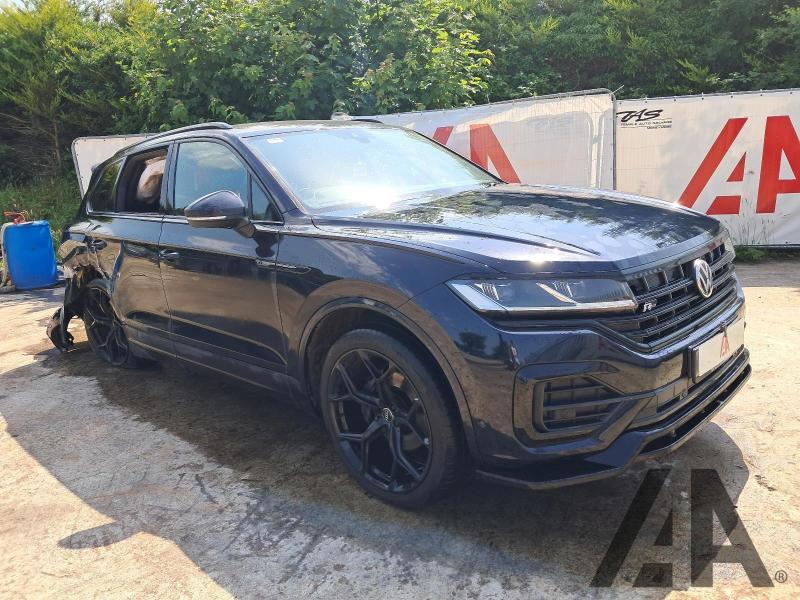 2019 VOLKSWAGEN TOUAREG V6 R-LINE TDI 2967cc TURBO DIESEL AUTOMATIC 5 DOOR ESTATE