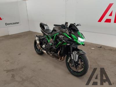 Image of 2023 KAWASAKI ZR 1000 PPFAN 998cc PETROL MANUAL MOTORCYCLE