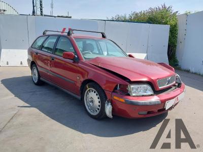 Image of 2001 VOLVO V40 I 1948cc PETROL AUTOMATIC 4 Speed 5 DOOR ESTATE