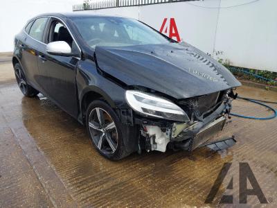 Image of 2017 VOLVO V40 D2 R-DESIGN NAV PLUS 1969cc TURBO DIESEL AUTOMATIC 6 Speed 5 DOOR HATCHBACK