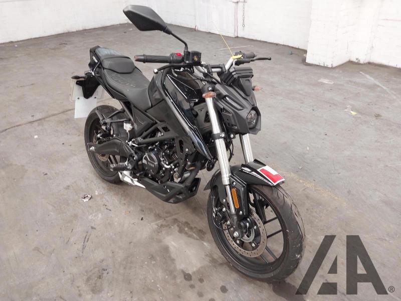 2025 Voge R 125cc PETROL MANUAL MOTORCYCLE