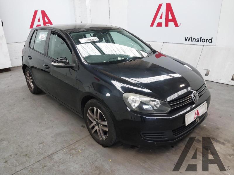 2010 VOLKSWAGEN GOLF SE TDI 1598cc TURBO DIESEL MANUAL 5 Speed 5 DOOR HATCHBACK