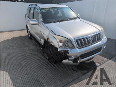 Image of 2002 TOYOTA LAND CRUISER LC3 8-SEATS D-4D 2982cc TURBO DIESEL MANUAL 5 Speed 5 DOOR ESTATE