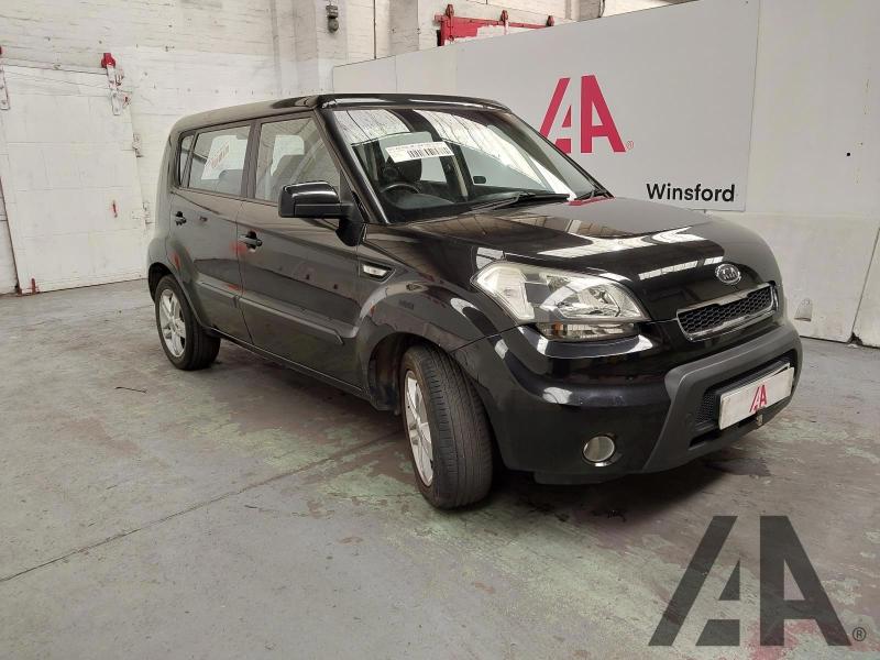 2011 KIA SOUL 2 CRDI 1582cc TURBO DIESEL AUTOMATIC 4 Speed 5 DOOR HATCHBACK