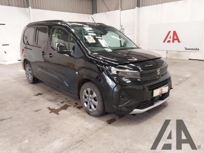 Image of 2025 VAUXHALL COMBO LIFE ULTIMATE XL ELECTRIC DIRECT DRIVE 5 DOOR MPV