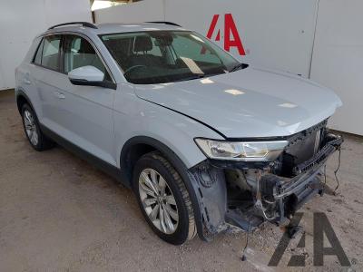 Image of 2018 VOLKSWAGEN T-ROC SE TSI 999cc TURBO PETROL MANUAL 5 DOOR HATCHBACK