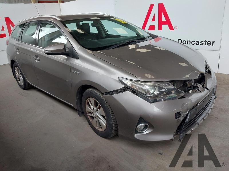 2013 TOYOTA AURIS VVT-I ICON 1797cc PETROL/ELECTRIC CVT 5 DOOR ESTATE