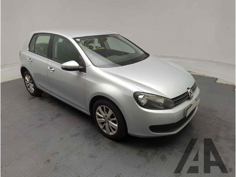 2011 VOLKSWAGEN GOLF MATCH TSI DSG 1390cc TURBO PETROL SEMI AUTO 7 Speed 5 DOOR HATCHBACK