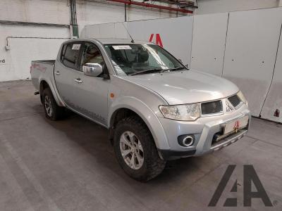 Image of 2012 MITSUBISHI L200 DI-D 4X4 BARBARIAN LB DCB 2477cc TURBO DIESEL MANUAL 5 Speed PICK UP