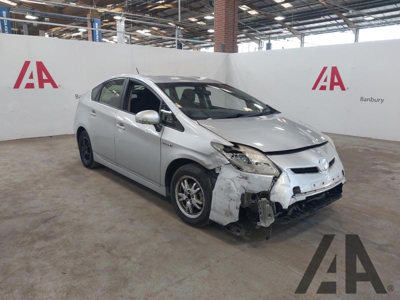 2014 TOYOTA PRIUS T3 VVT-I 1797cc PETROL/ELECTRIC CVT 5 DOOR HATCHBACK
