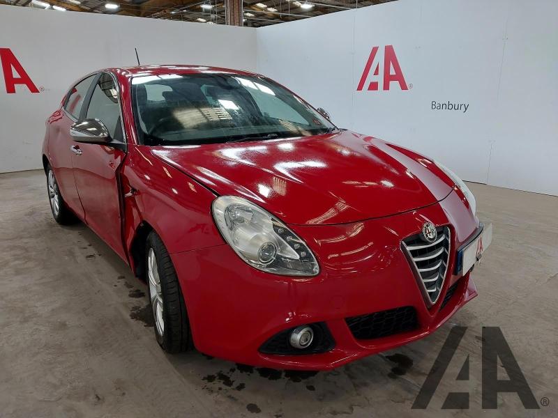 2014 ALFA ROMEO GIULIETTA JTDM-2 DISTINCTIVE 1598cc TURBO DIESEL MANUAL 6 Speed 5 DOOR HATCHBACK