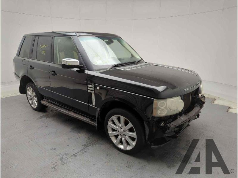 2005 LAND ROVER RANGE ROVER V8 SUPER 4196cc SUPER PETROL AUTOMATIC 5 DOOR ESTATE