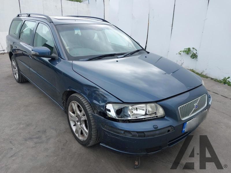 2007 VOLVO V70 SE D5 2400cc TURBO DIESEL AUTOMATIC 6 Speed 5 DOOR ESTATE
