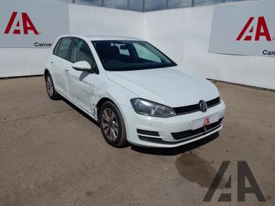 Image of 2013 VOLKSWAGEN GOLF SE TDI BLUEMOTION TECHNOLOGY 1968cc TURBO DIESEL MANUAL 6 Speed 5 DOOR HATCHBACK